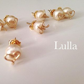 イニシャルパールピアス(ピアス)