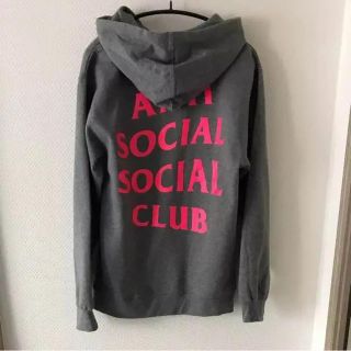 アンチ(ANTI)のantisocialsocialclub アンチソーシャルソーシャルクラブ (パーカー)