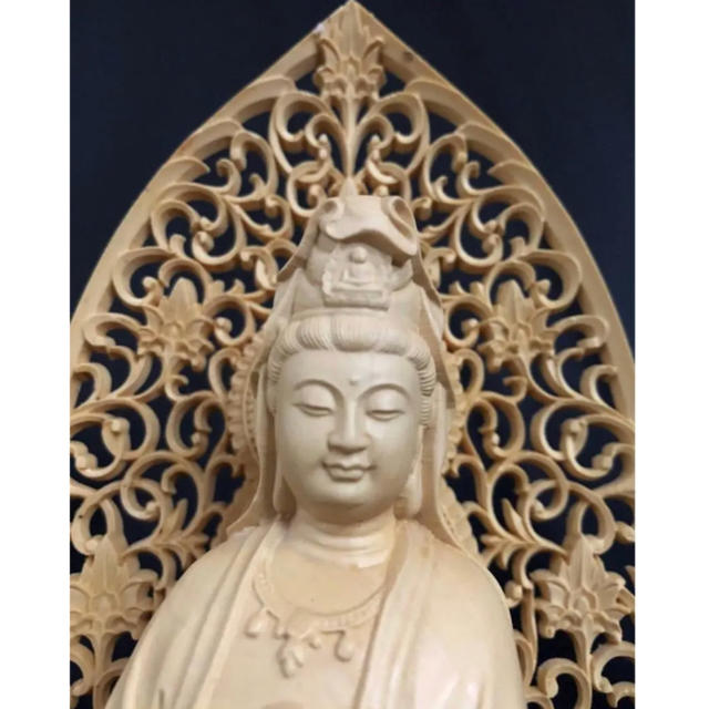 総柘植材 特上彫 仏教美術 聖観音菩薩立像