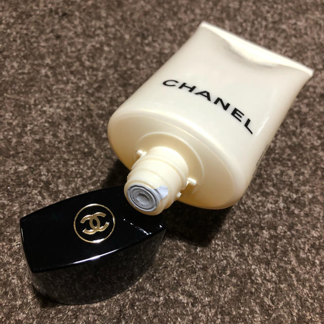 CHANEL(シャネル)のモジャカナポチャ様☆専用 コスメ/美容のスキンケア/基礎化粧品(クレンジング/メイク落とし)の商品写真