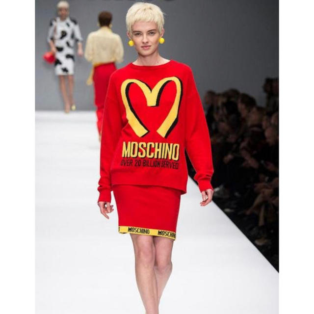 MOSCHINO(モスキーノ)のモスキーノ ニット レディースのトップス(ニット/セーター)の商品写真