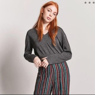 フォーエバートゥエンティーワン(FOREVER 21)のforever21♡Vネックショートtops(カットソー(長袖/七分))