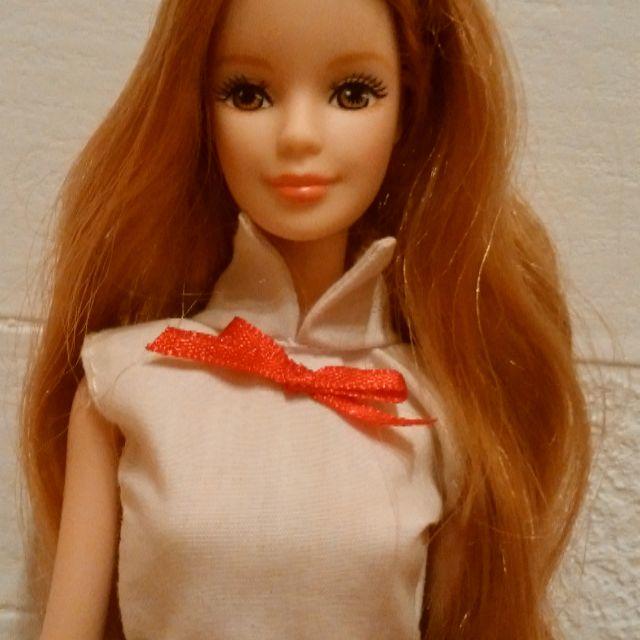 Barbie(バービー)のバービードール　ブラウンヘアー キッズ/ベビー/マタニティのおもちゃ(ぬいぐるみ/人形)の商品写真