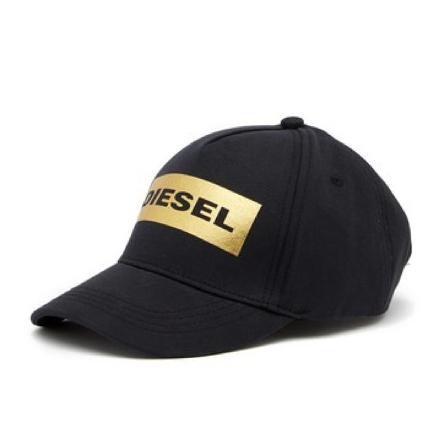 DIESEL(ディーゼル)の【新品】DIESEL ディーゼル キャップ 帽子 ブラック×ロゴゴールド メンズの帽子(キャップ)の商品写真