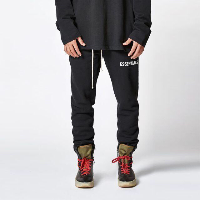 時間限定価格 FOG Essentials Graphic Pants 黒 M 新作ウエア 51.0%OFF