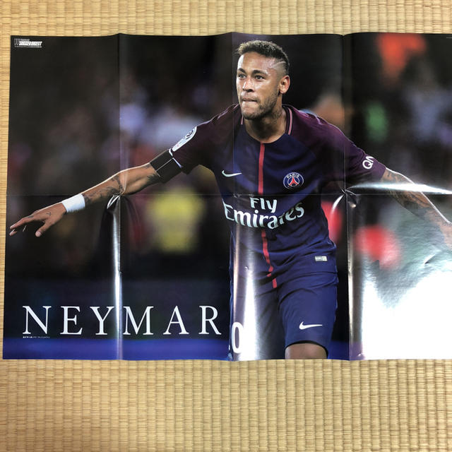 【美品】サッカー選手大型両面ポスター    エンタメ/ホビーのタレントグッズ(スポーツ選手)の商品写真