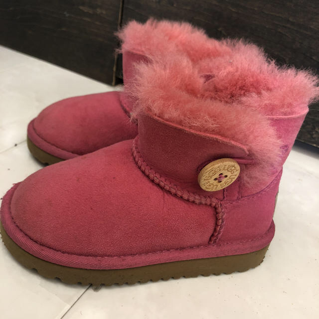 UGG(アグ)のUGG ブーツ kids 15cm キッズ/ベビー/マタニティのキッズ靴/シューズ(15cm~)(ブーツ)の商品写真