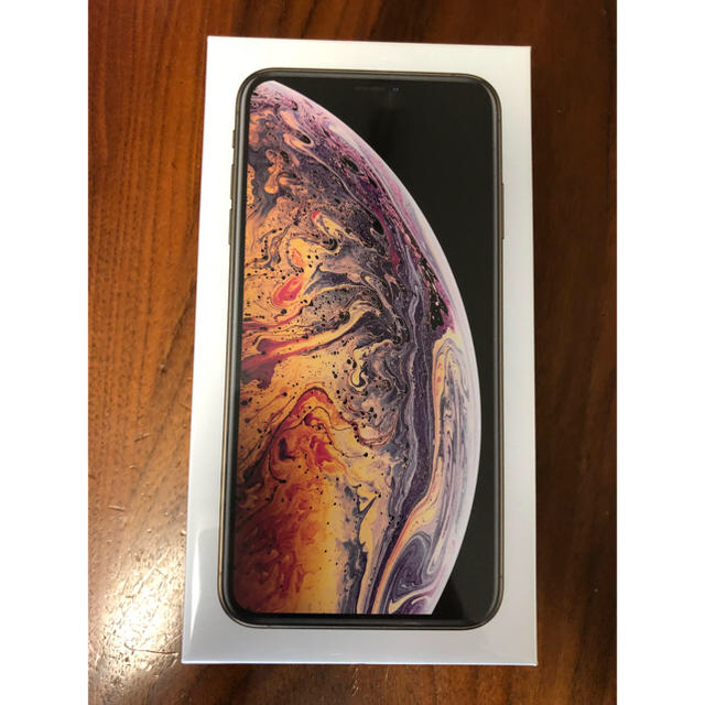 Apple(アップル)のApple iPhone XS MAX 256GB GOLD docomo スマホ/家電/カメラのスマートフォン/携帯電話(スマートフォン本体)の商品写真