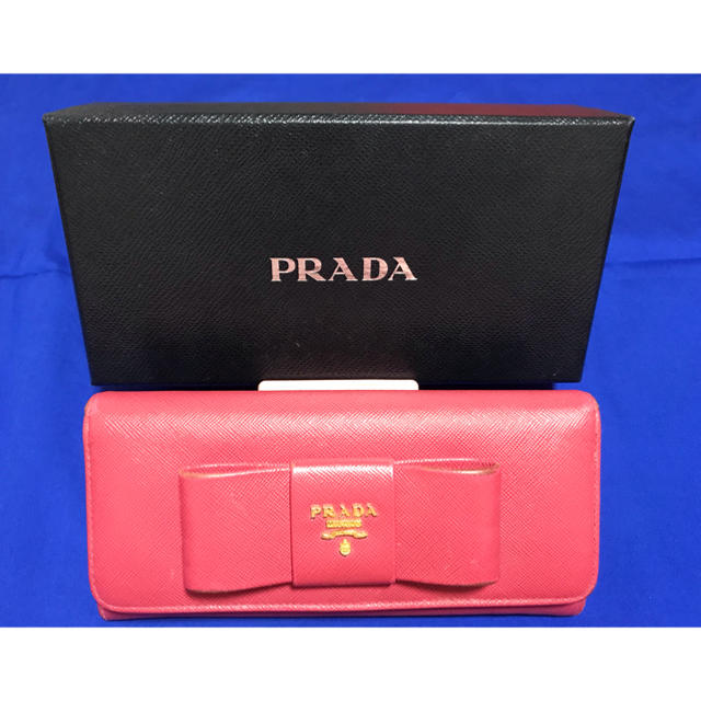 PRADA(プラダ)のプラダ リボン 財布 ピンク レディースのファッション小物(財布)の商品写真