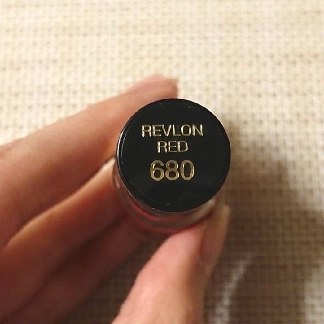 REVLON(レブロン)のレブロン マニキュア RED680 コスメ/美容のネイル(マニキュア)の商品写真