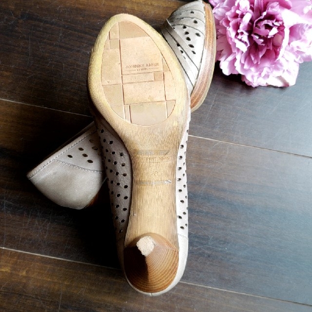 JOHNNY MOKE(ジョニーモーク)のパンプス 24.5 値下げ‼️ レディースの靴/シューズ(ハイヒール/パンプス)の商品写真