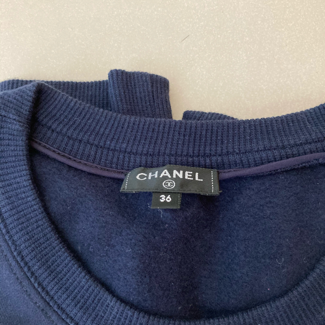 CHANEL(シャネル)の美品 CHANELトレーナー レディースのトップス(トレーナー/スウェット)の商品写真