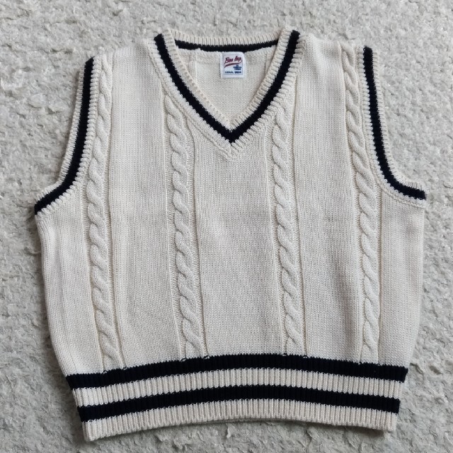 110　ベスト キッズ/ベビー/マタニティのキッズ服男の子用(90cm~)(その他)の商品写真