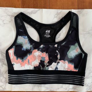 エイチアンドエム(H&M)のH &Mブラトップ xsサイズ(トレーニング用品)