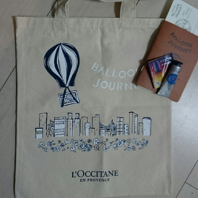 L'OCCITANE(ロクシタン)の【みーちゃん様専用】非売品‼ 限定エコバッグ ロクシタン♥ 新品♪ コスメ/美容のキット/セット(その他)の商品写真