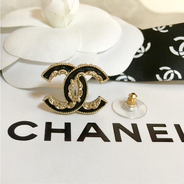 Chanel 正規品 シャネル ピアス 片方 ゴールド ココマーク 金 ブラック 黒 ロゴの通販 By ハーベスト シャネルならラクマ