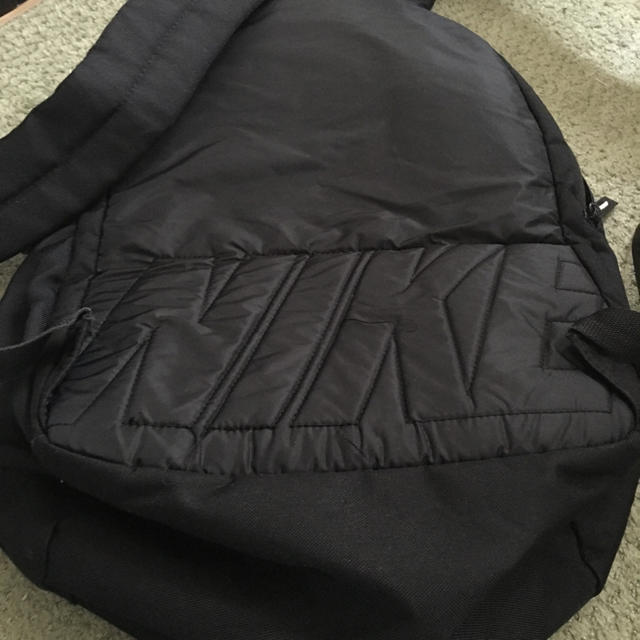 NIKE(ナイキ)のナイキ  黒リュック メンズのバッグ(バッグパック/リュック)の商品写真
