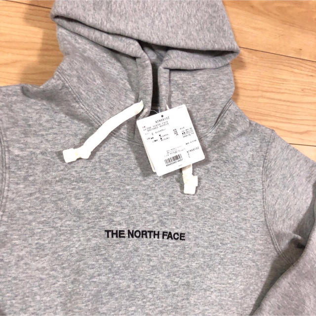 THE NORTH FACE(ザノースフェイス)の【THE NORTH FACE】新品 希少 レディース Ｌ フーディー レア レディースのトップス(パーカー)の商品写真