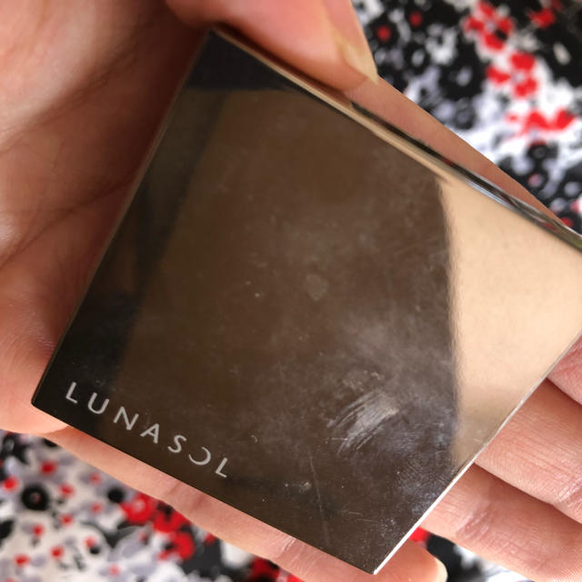 LUNASOL(ルナソル)のルナソル アイリッドベース 01 コスメ/美容のベースメイク/化粧品(化粧下地)の商品写真