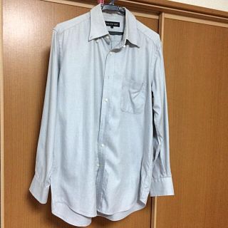 ユニクロ(UNIQLO)のUNIQLO シャツ(シャツ)