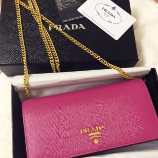 プラダ(PRADA)のPRADA チェーンバッグ お取置き中(ショルダーバッグ)