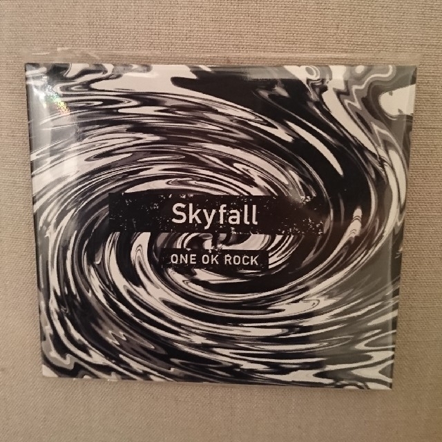 【ONE OK ROCK】会場限定CD Skyfall