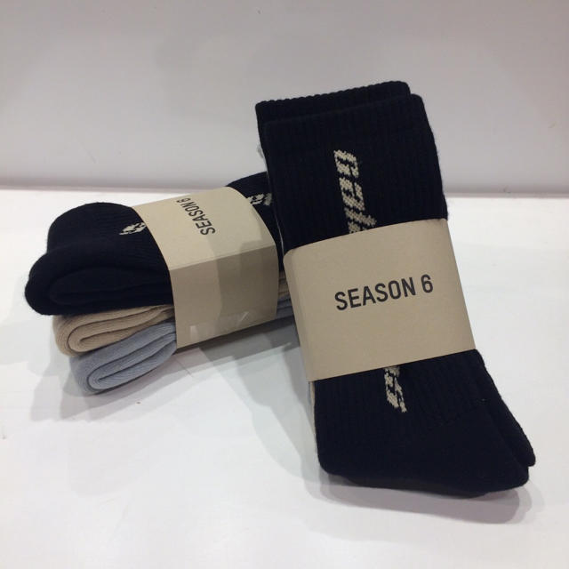 adidas(アディダス)のcalabasas 3 pack socks ソックス 靴下 yeezy カニエ メンズのレッグウェア(ソックス)の商品写真