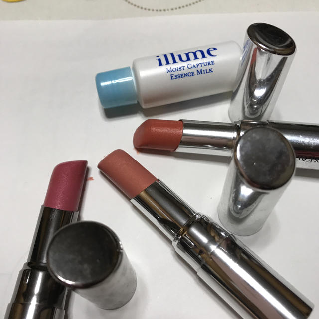 MAXFACTOR(マックスファクター)のジェリー様専用M Fリップ３本＋ ミニサンプル コスメ/美容のベースメイク/化粧品(口紅)の商品写真