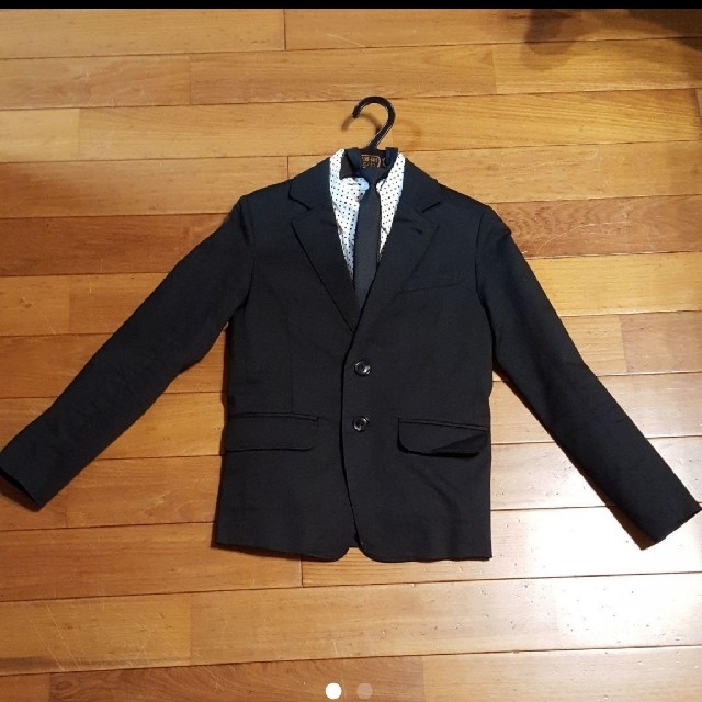 GENERATOR(ジェネレーター)のジェネレータスーツ140 4点セット キッズ/ベビー/マタニティのキッズ服男の子用(90cm~)(ドレス/フォーマル)の商品写真