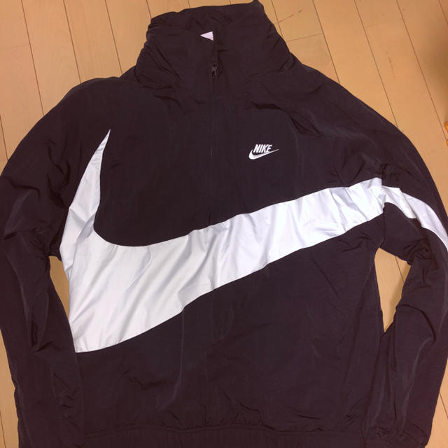 アノラック NIKE big swoosh