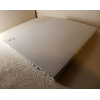 エルジーエレクトロニクス(LG Electronics)の【超軽量】LG Gram 13.3インチ（MEM 12GB/SSD 512GB）(ノートPC)