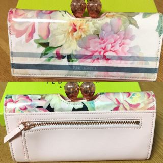 テッドベイカー(TED BAKER)の最終価格です テッド ベイカー 花柄の可愛い 長財布 ♡(財布)