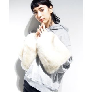 エモダ ファー パーカー(レディース)の通販 16点 | EMODAのレディース