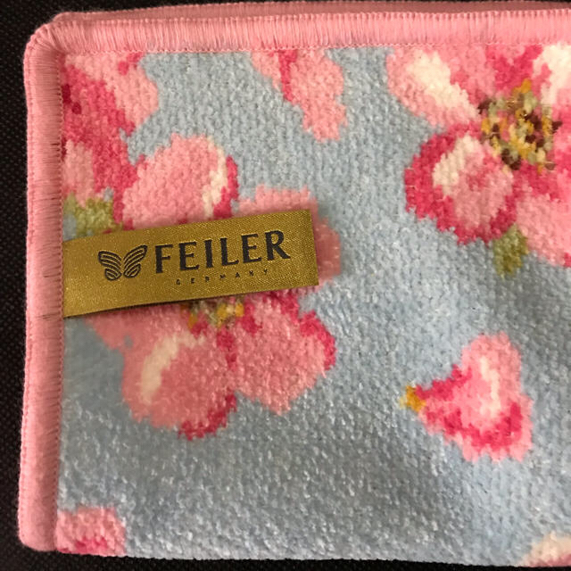 FEILER(フェイラー)のフェイラー タオルハンカチ 桜の花柄 素敵 ブルー レディースのファッション小物(ハンカチ)の商品写真