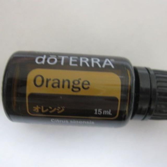 ドテラ　オレンジ　15ml　48%OFF コスメ/美容のリラクゼーション(アロマオイル)の商品写真