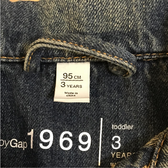 GAP Kids(ギャップキッズ)のGAP 95 ジージャン キッズ/ベビー/マタニティのキッズ服女の子用(90cm~)(ジャケット/上着)の商品写真