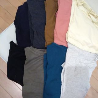 ユニクロ(UNIQLO)の《9→10枚まとめて》ユニクロスーピマコットン長袖Ｔシャツ(Tシャツ(長袖/七分))