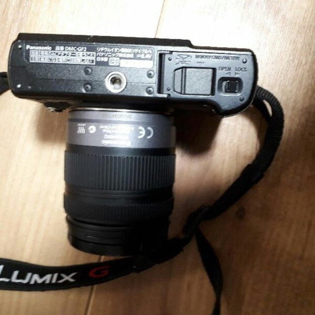 LUMIX GF2（標準ズームレンズ付き）スマホ/家電/カメラ