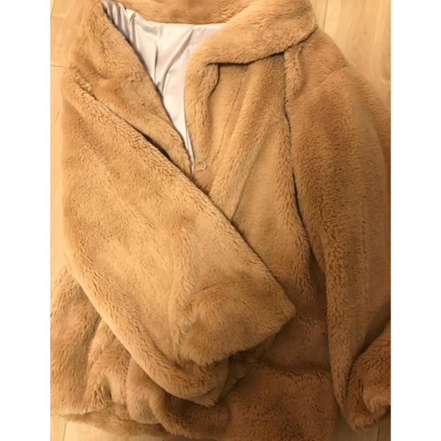 NICE CLAUP(ナイスクラップ)のナイスクラップ うさぎ女子コート レディースのジャケット/アウター(毛皮/ファーコート)の商品写真