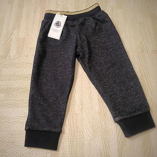 プチバトー(PETIT BATEAU)のプチバトー 18AW ラメスウェトパンツ 24m 新品(パンツ)