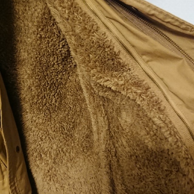 Durer(デュレル)のリアルボリュームファー定価四万ほど。 レディースのジャケット/アウター(モッズコート)の商品写真