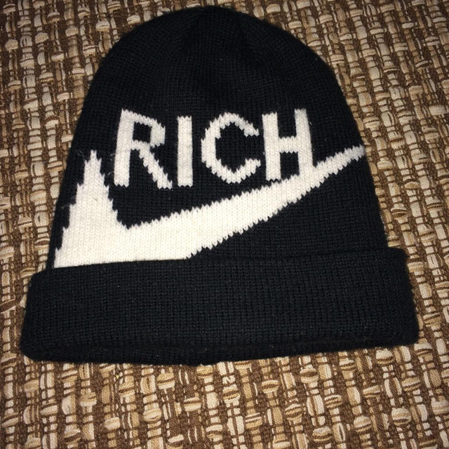 JOYRICH(ジョイリッチ)のJOYRICHニット帽★ レディースの帽子(ニット帽/ビーニー)の商品写真