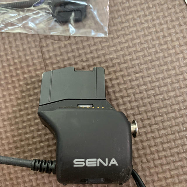 たまさん様専用 Sena 20s 自動車/バイクのバイク(装備/装具)の商品写真