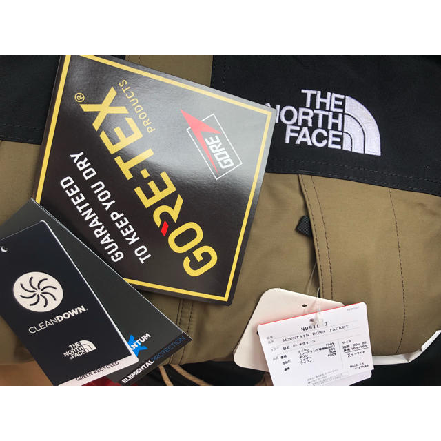 THE NORTH FACE(ザノースフェイス)の【XSサイズ】 THE NORTH FACE マウンテンダウンジャケット メンズのジャケット/アウター(ダウンジャケット)の商品写真