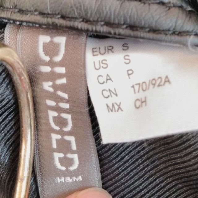 H&M(エイチアンドエム)のH&M エイチアンドエム PUレザージャケット ダブルライダース S 黒 メンズ メンズのジャケット/アウター(ライダースジャケット)の商品写真