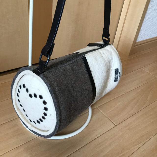 MOSCHINO - モスキーノ フェルトバッグの通販 by ちい's shop MOSCHINO - モスキーノ フェルトバッグの通販 by ちい's shop