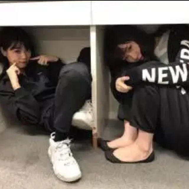 NEW ERA - 乃木坂着用! ニューエラ ジャージ 上下 Sセットの NEW ERA - 乃木坂着用! ニューエラ ジャージ 上下 Sセットの