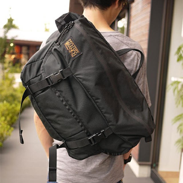 希少 廃盤 MYSTERY RANCH インベーダー コヨーテ メッセンジャー - バッグ 希少 廃盤 MYSTERY RANCH インベーダー コヨーテ メッセンジャー - バッグ