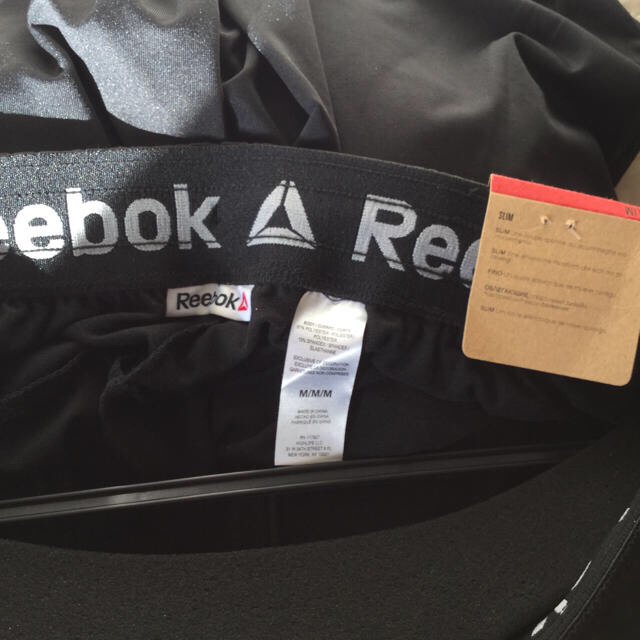 Reebok - リーボック ズボン 新品タグ付き アメリカ購入の通販 by _posaune's shop｜リーボックならラクマ