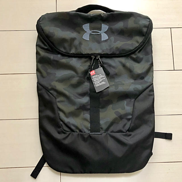 UNDER ARMOUR(アンダーアーマー)の空星タママ様専用☆撥水エクスパンダブルサックパック メンズのバッグ(バッグパック/リュック)の商品写真